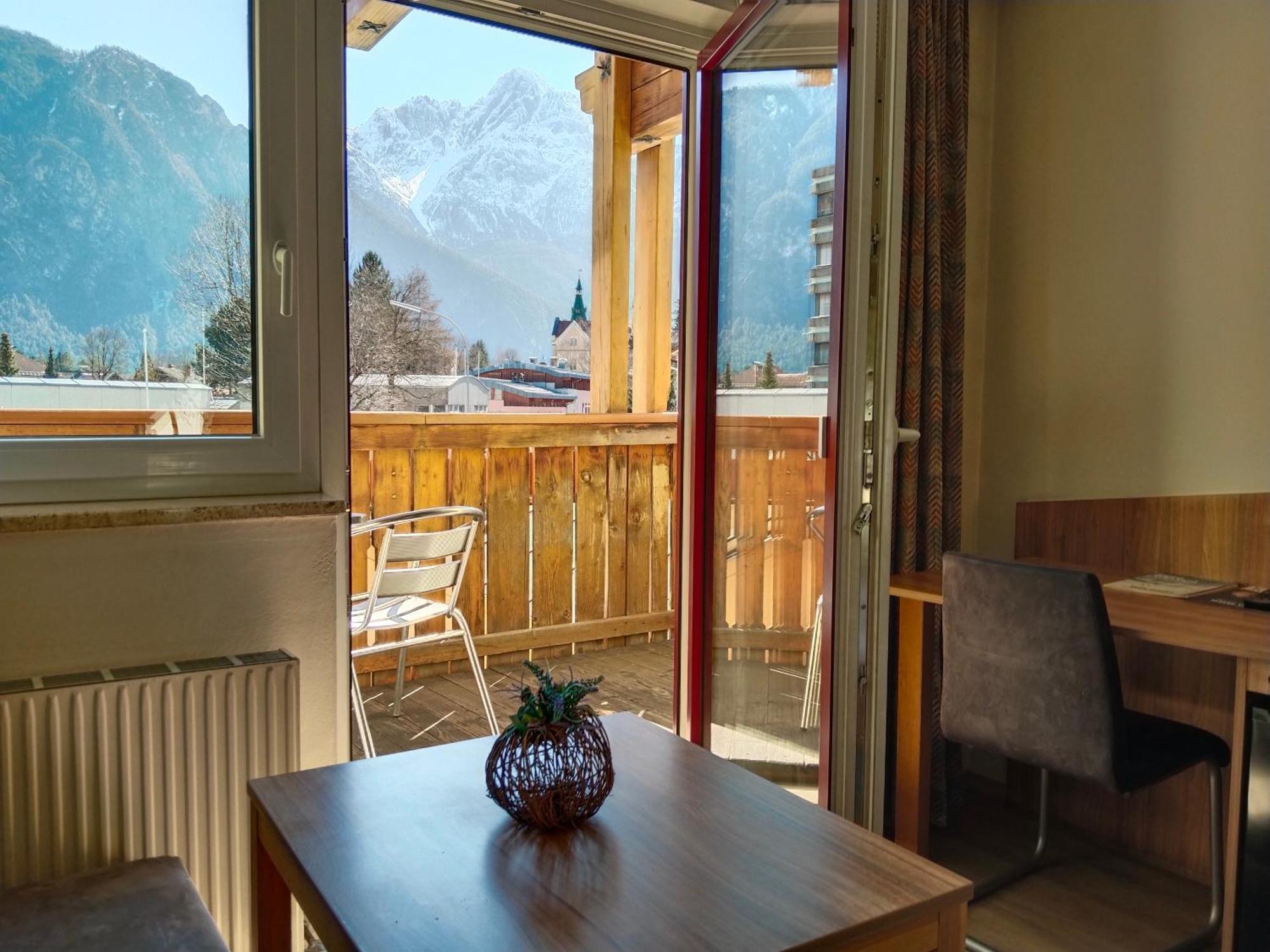Dolomitenhotel Lienz Ngoại thất bức ảnh